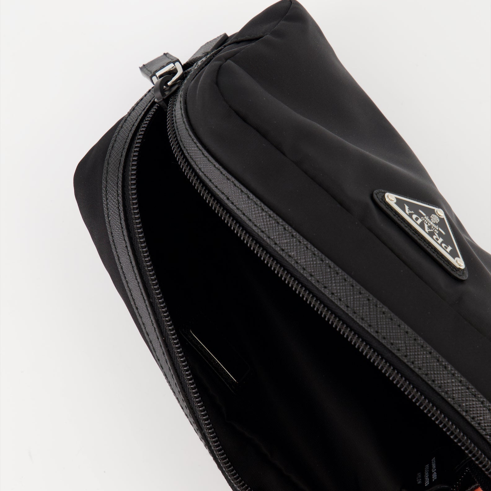 Re-Nylon Pouch