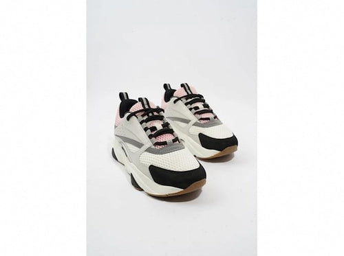 B22 Paneled Sneaker