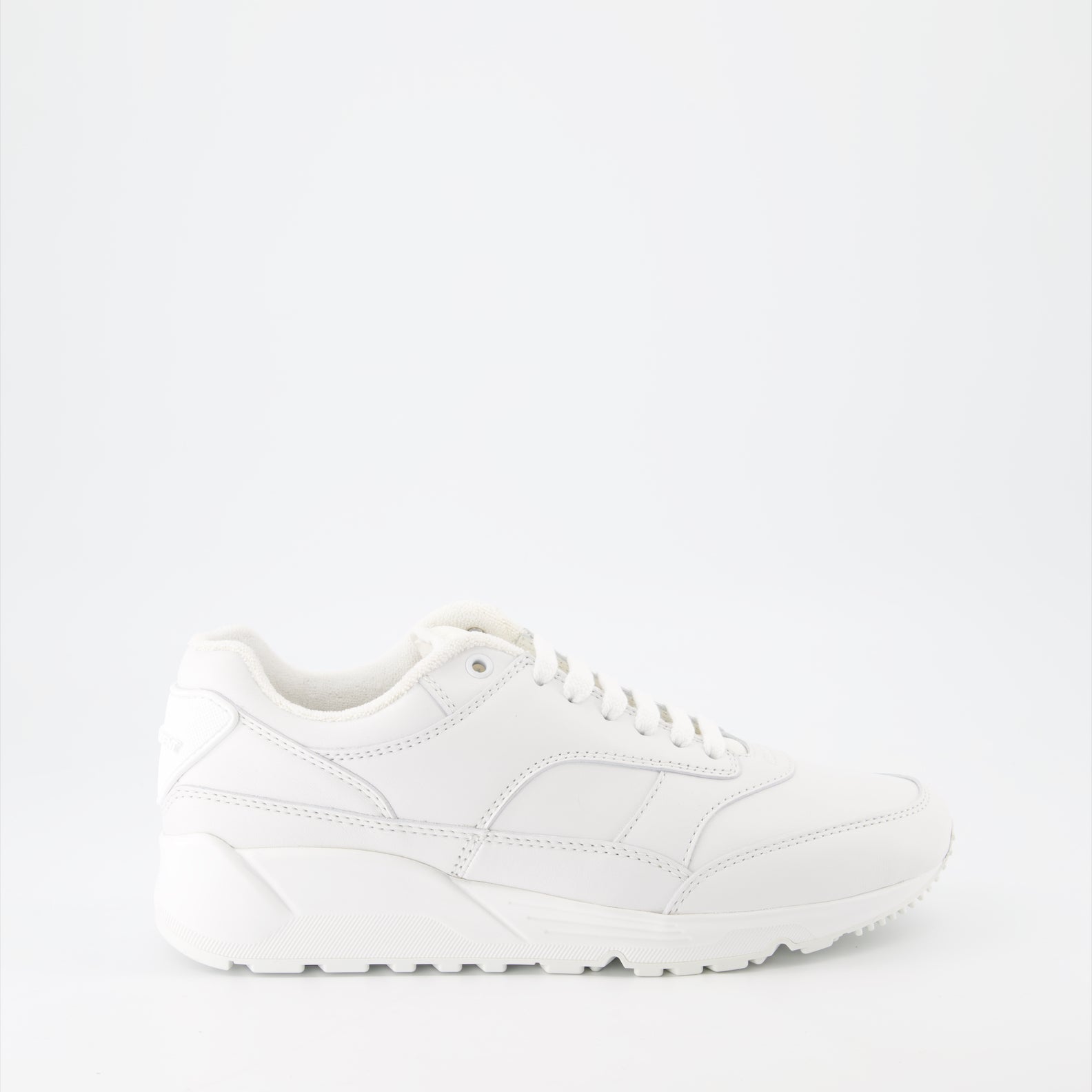 Bump Sneakers
