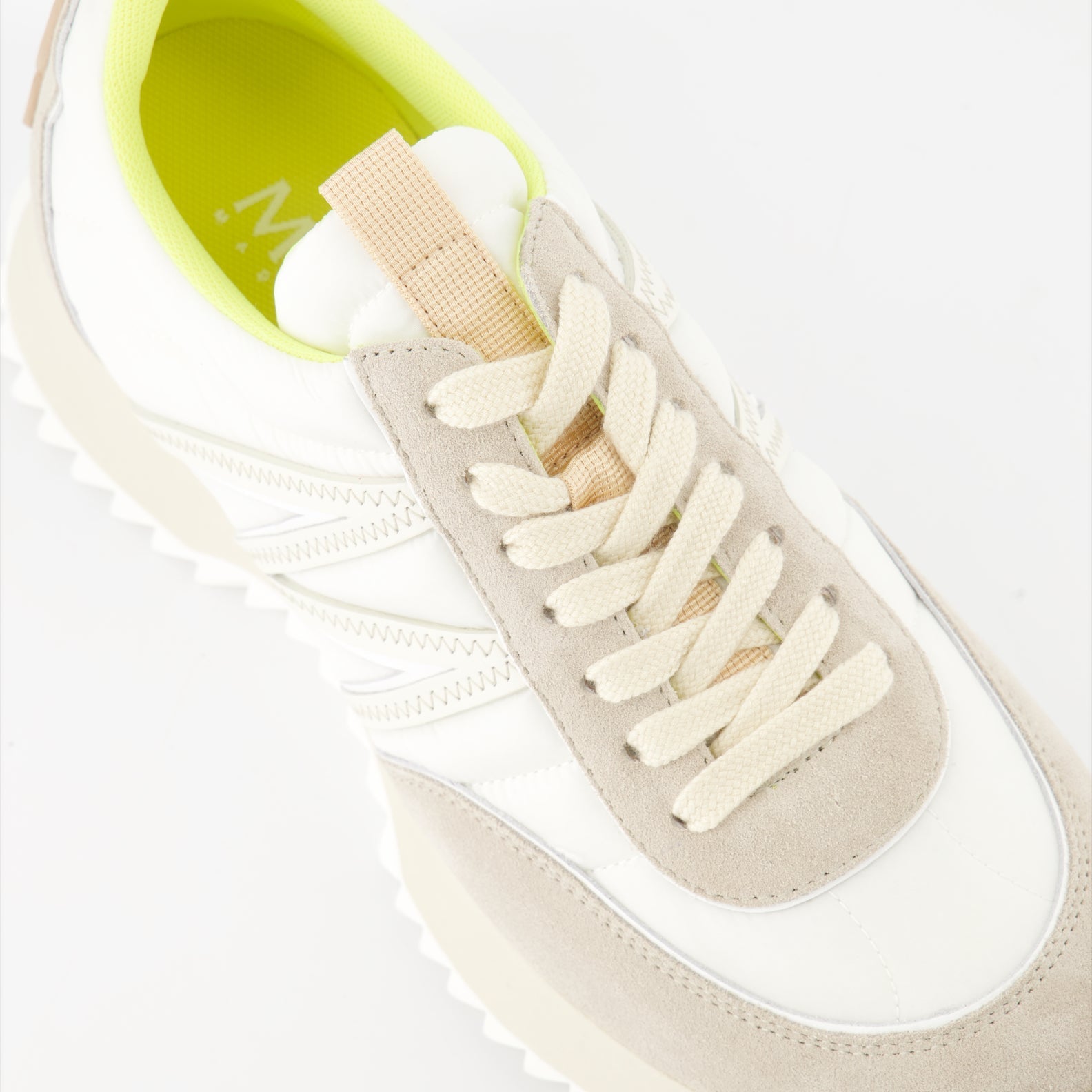 Pacey Sneakers