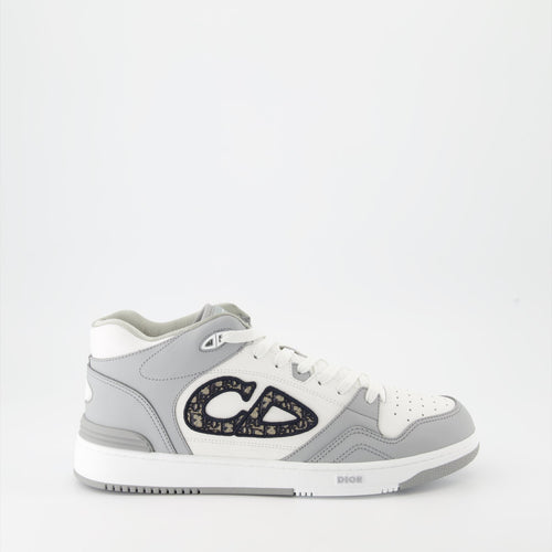 B57 Sneakers