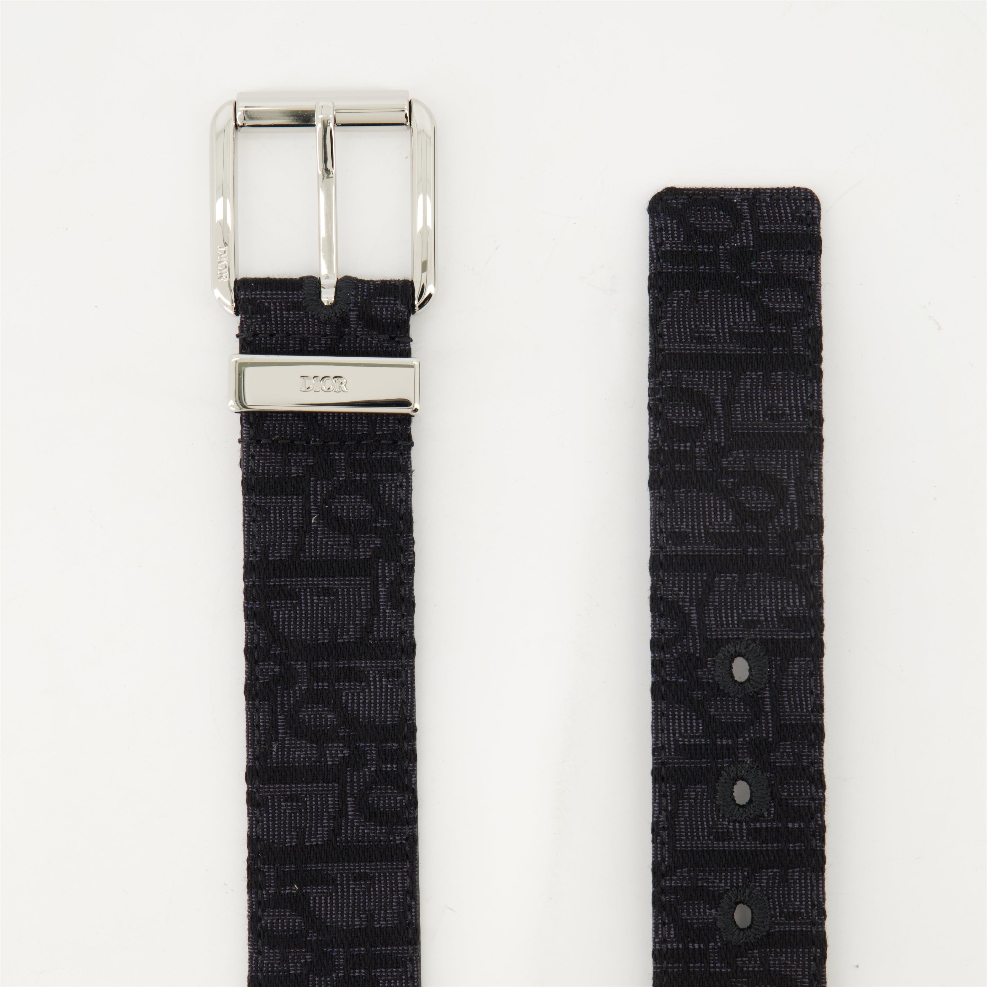 Oblique Belt