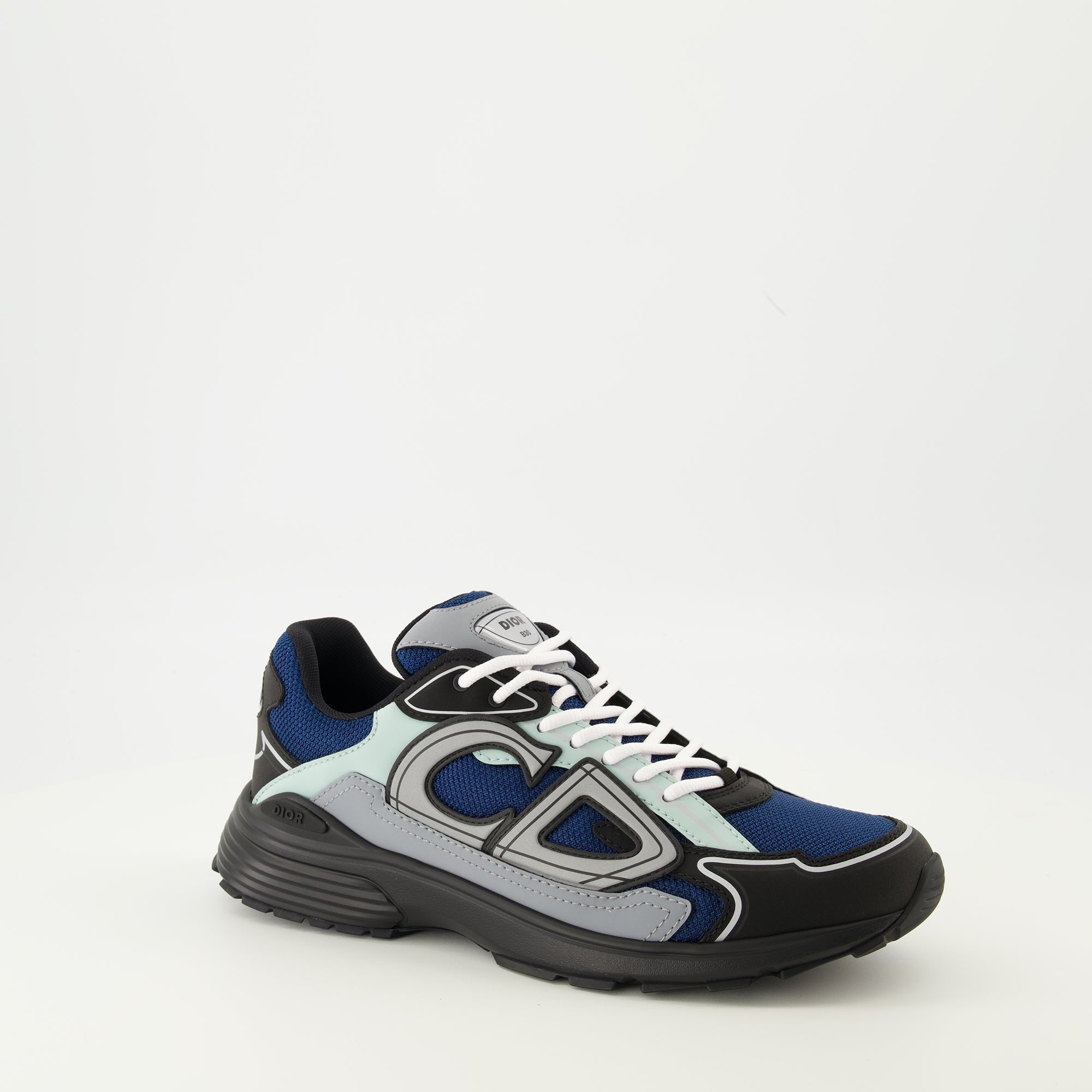B30 Sneakers