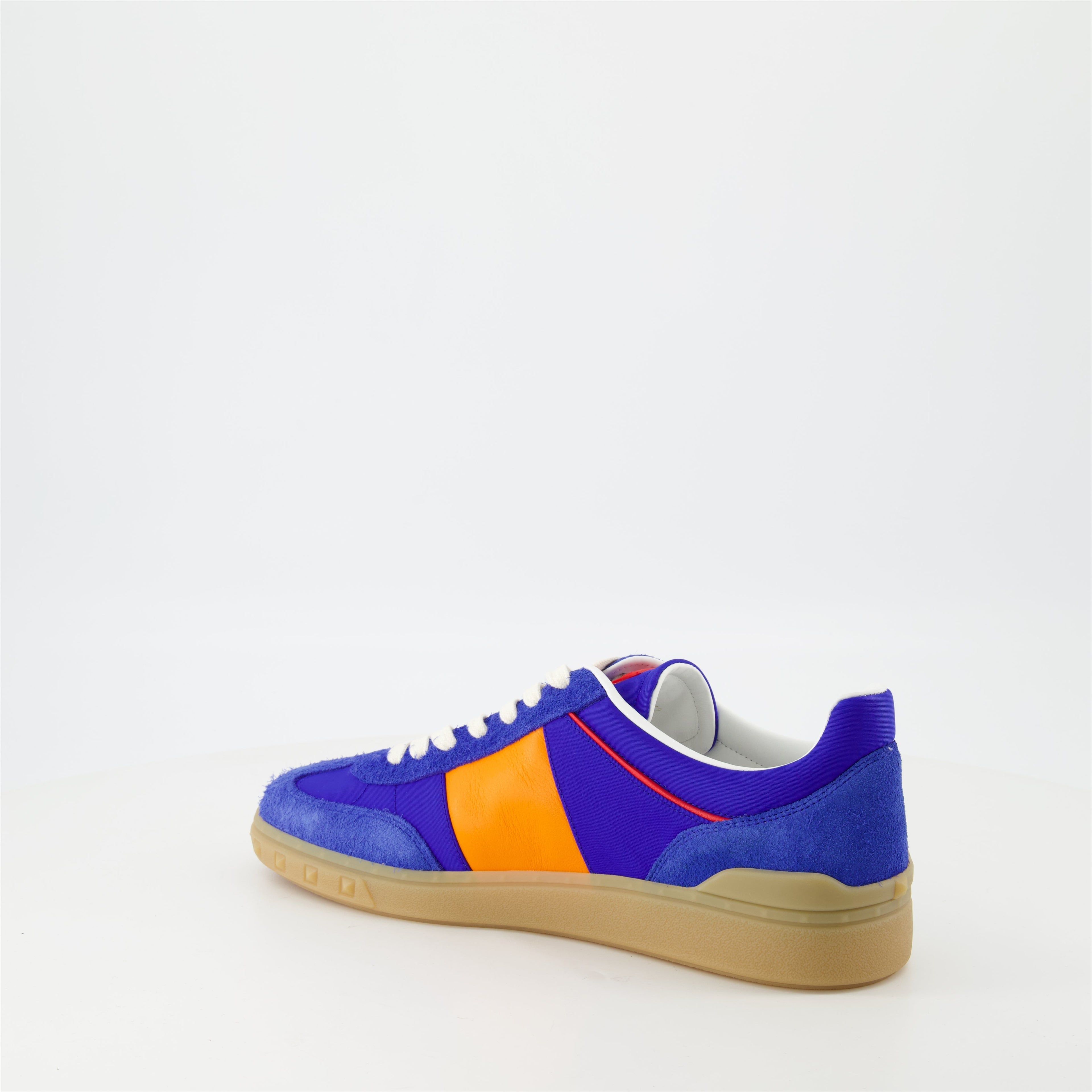 Upvillage Sneakers