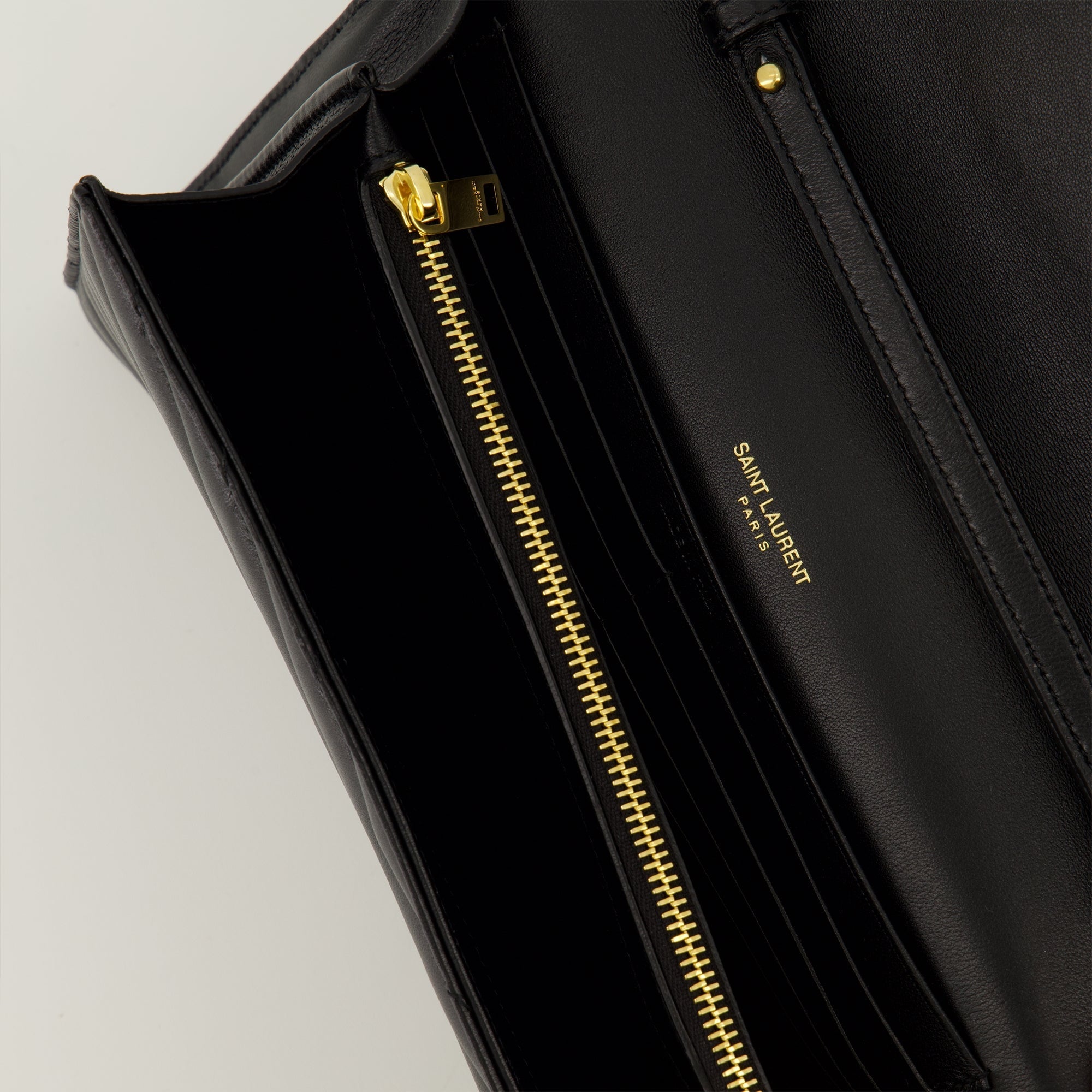 Black Chain Cassandre Wallet