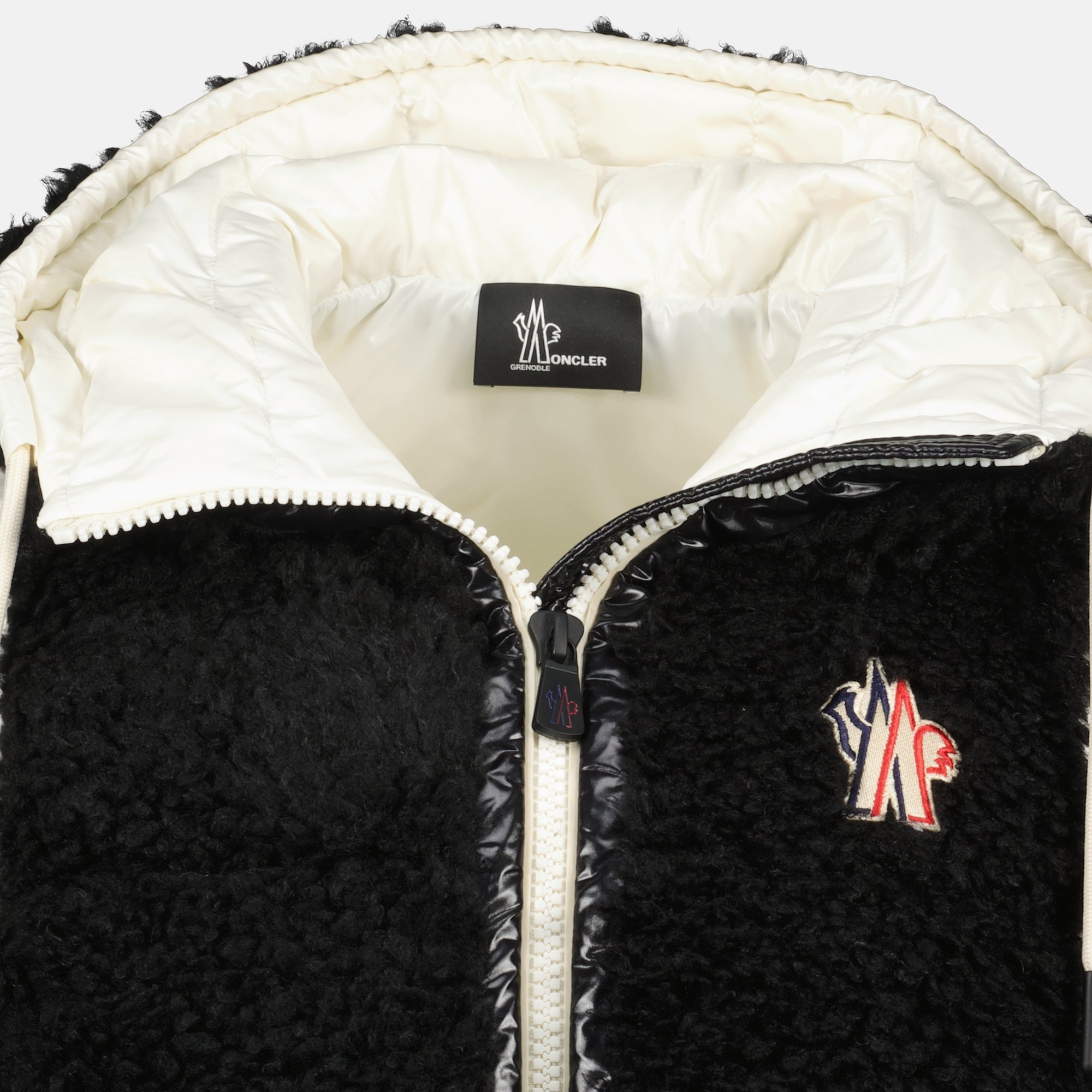 Sleeveless Jacket