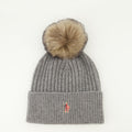 Bonnet avec pompom