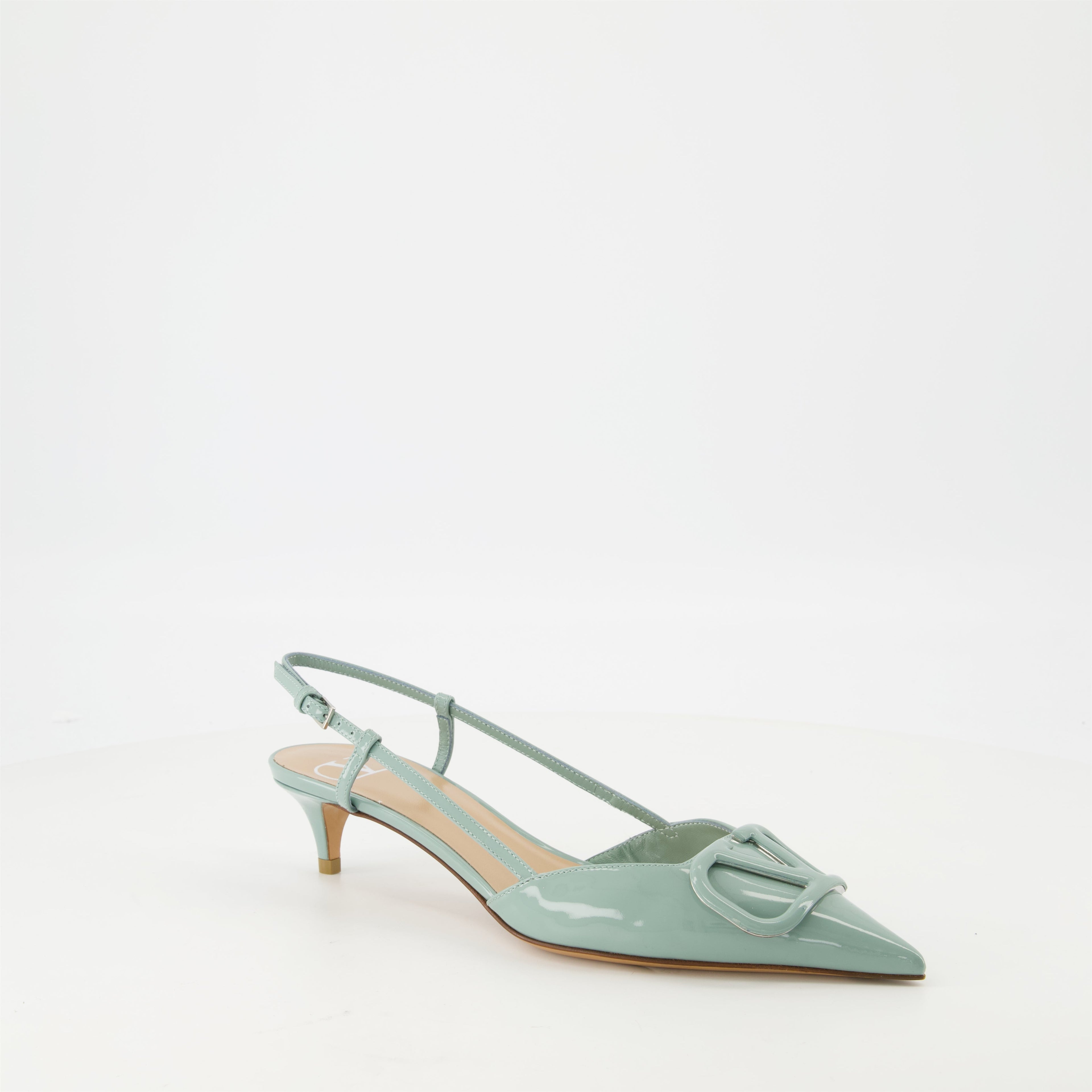 VLogo Pumps