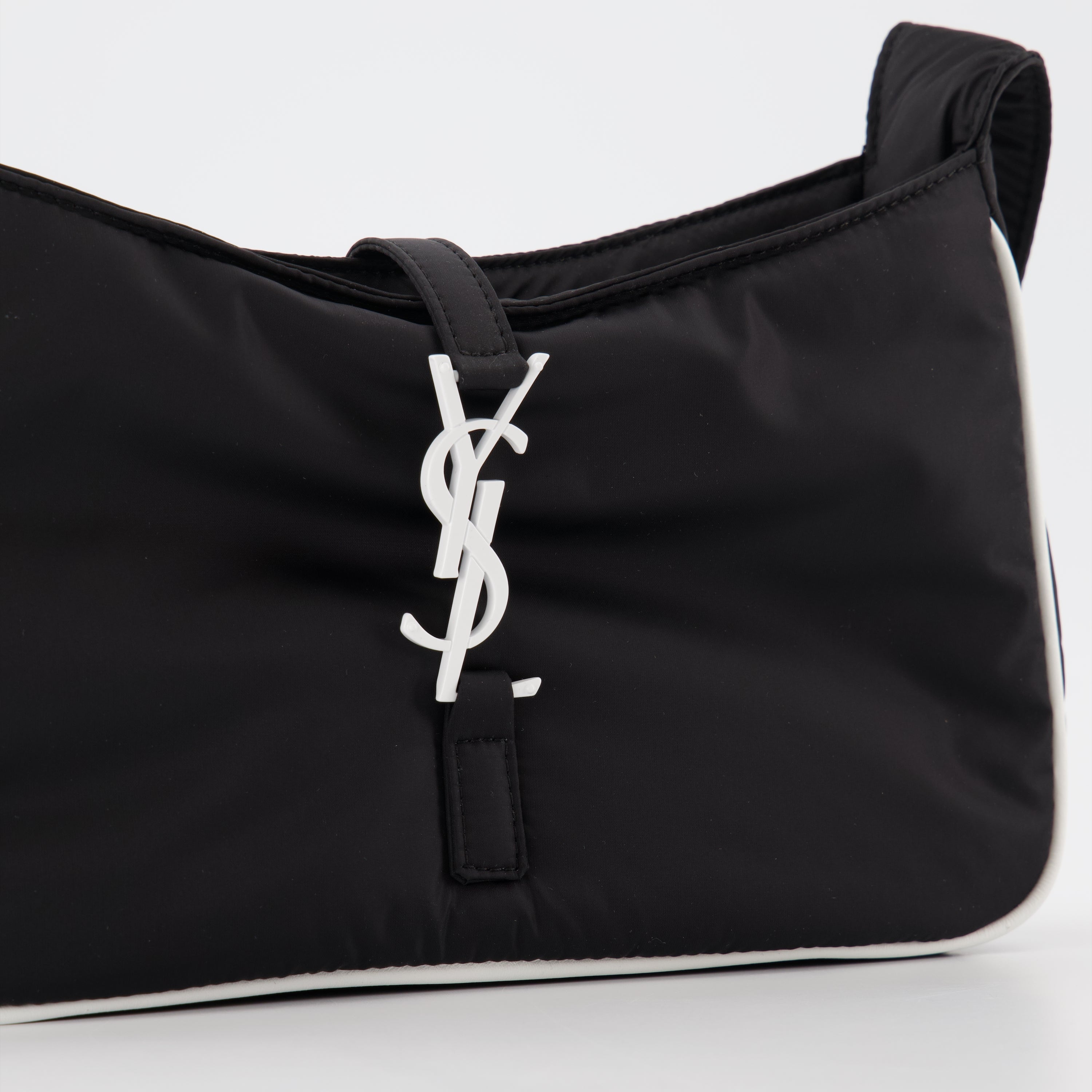 Le 5 à 7 bag